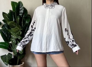 (Category: ) located in . Submitted by roxieeeeeee (Listing ID 1464537159, Image 1). Description: .