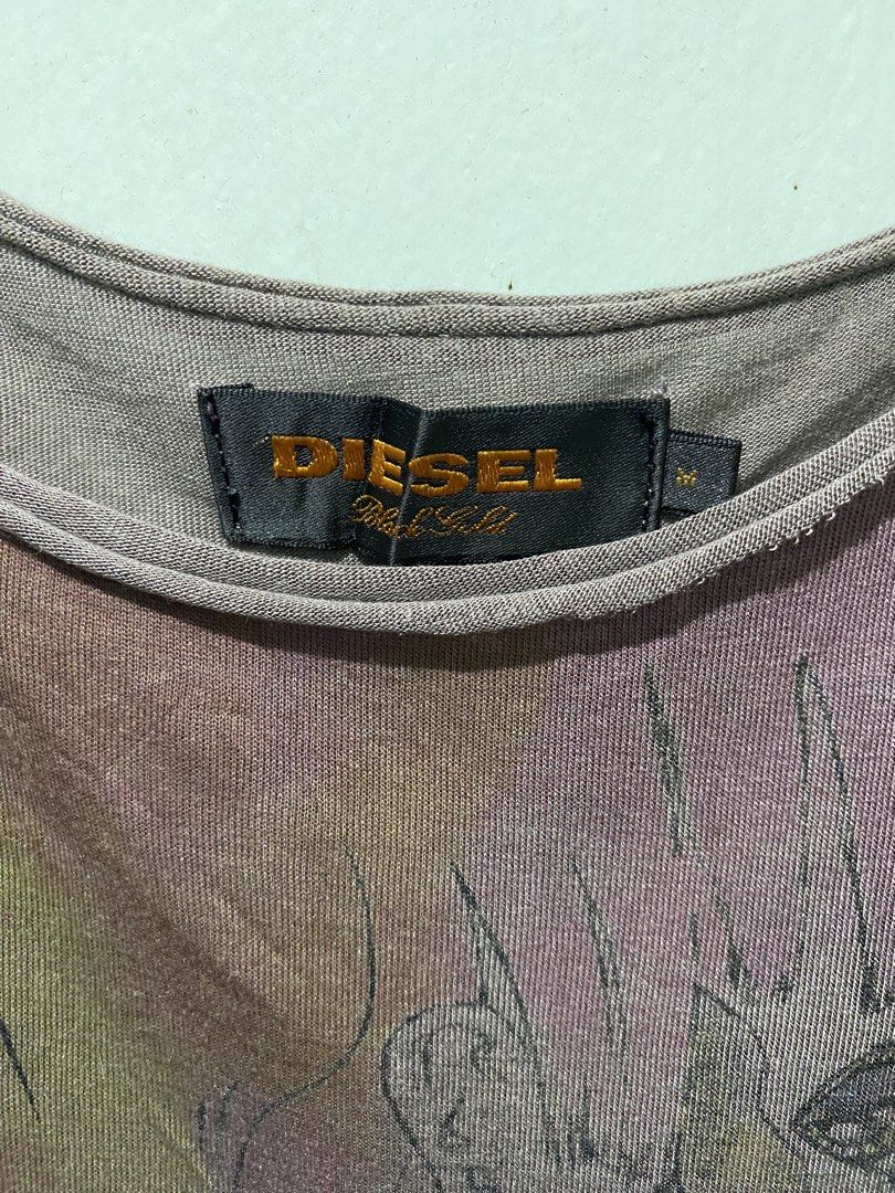 Y2K DIESEL BLACK & GOLD (Category: Sleeveless) located in Rizal. Submitted by thrift.cartel (Listing ID 1464443153, Image 2). Description: .