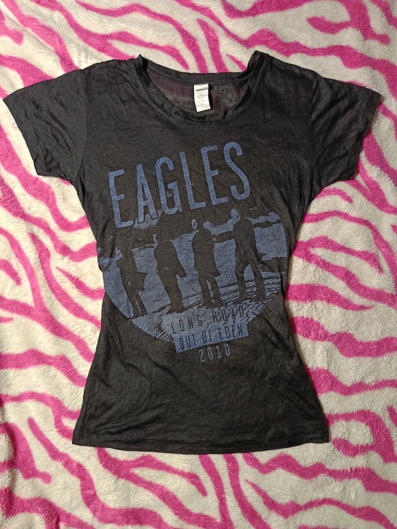 Y2k eagles band top (Category: Blouses) located in Binangonan. Submitted by uhwhynot (Listing ID 1464478705, Image 1). Description: .