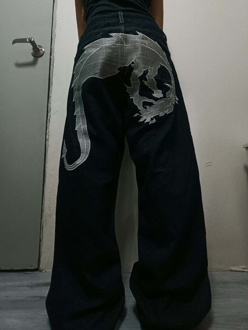 Y2K PANTS (Category: Jeans) located in Angeles City. Submitted by 2bee_shop (Listing ID 1464534191, Image 1). Description: EMBROIDERED PANTS 30-31/42/12.5/8.5 🧷 CONDI & CR 9/10 🧷 MASSIVE EMBROIDERED AT THE BACK 🧷 MINIMAL HEELDRAG 999+SF.
