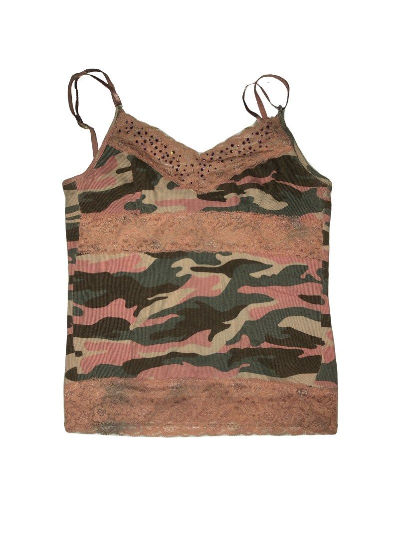 Y2K Sleeveless Shirt Size Small to Medium (Category: Sleeveless) located in Calamba. Submitted by kiyanc3 (Listing ID 1464430858, Image 1). Description: Issue: Gray stains.