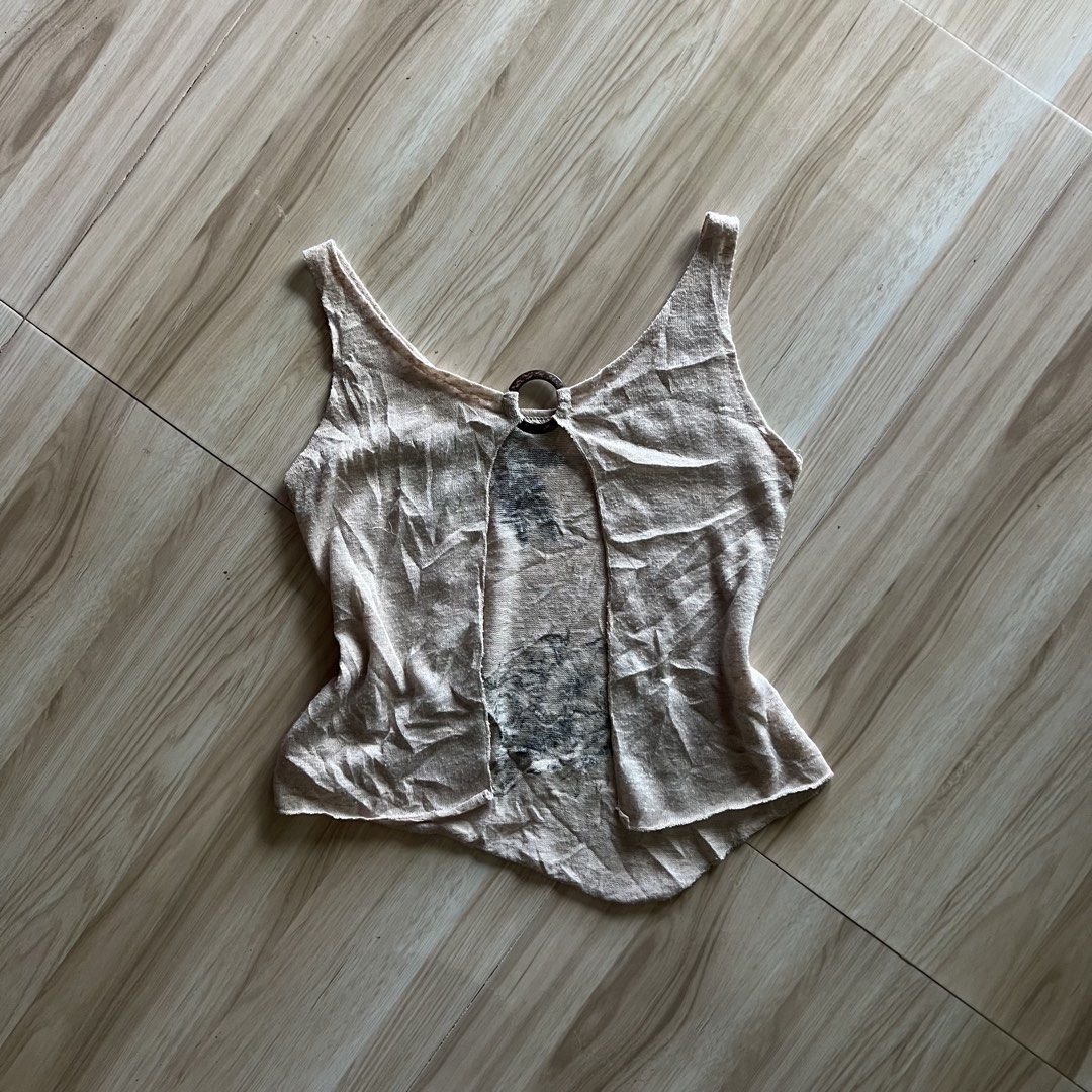 Y2K Tropical Handkerchief Top (Category: Others Tops) located in Kidapawan. Submitted by reborngarments_2k25 (Listing ID 1464544628, Image 2). Description: Excellent Condition No Issues .