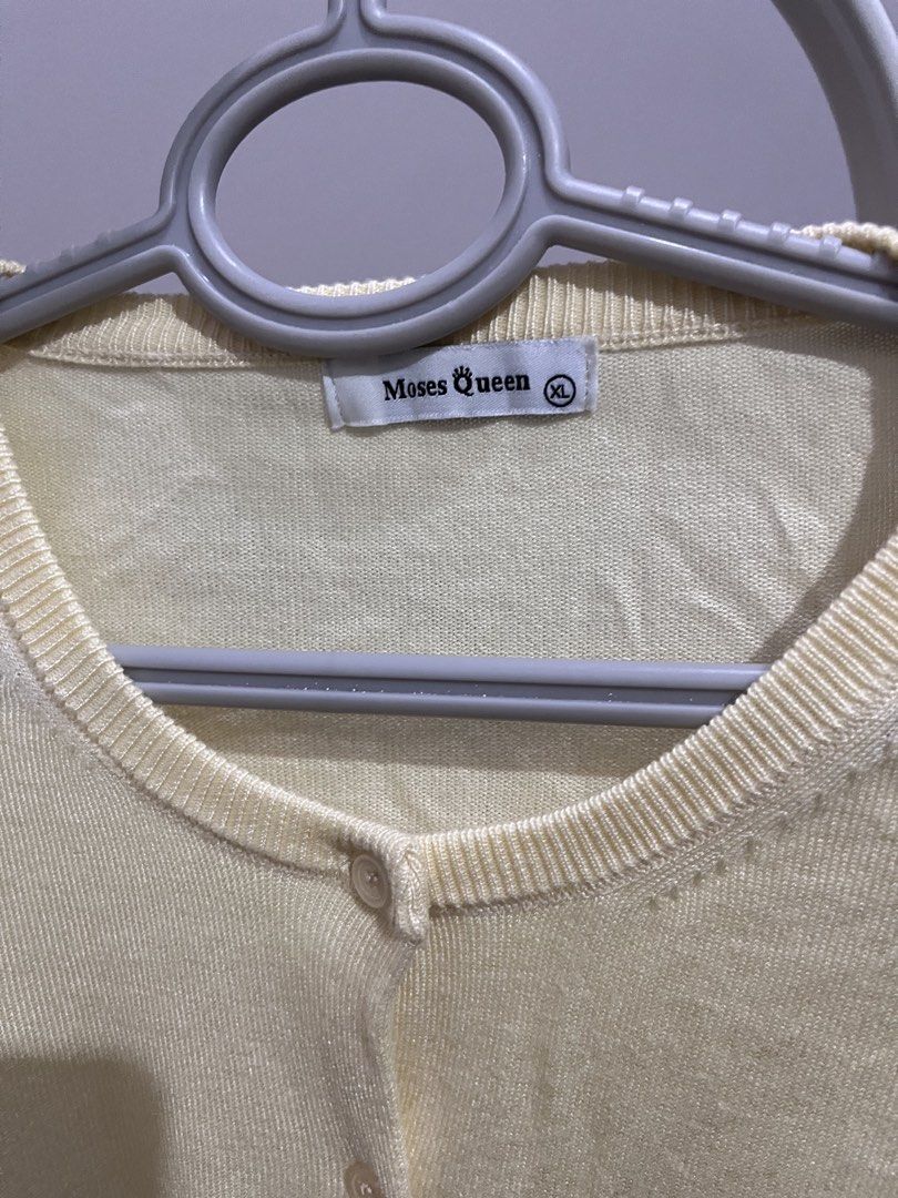 Yellow Basic Cardigan (Category: Coats, Jackets and Outerwear) located in Shah Alam. Submitted by amrabox (Listing ID 1464453710, Image 3). Description: Nego til letgo - can ask for more detail measurements - buy more to get cheaper price.