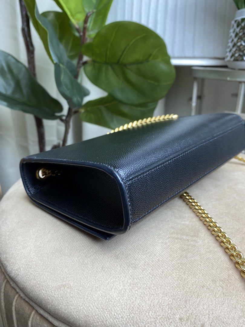 YSL Wallet On Chain (Category: Announcements) located in Iloilo. Submitted by eliseohana (Listing ID 1464360080, Image 3). Description: .
