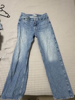 (Category: ) located in . Submitted by miss.white (Listing ID 1464487137, Image 1). Description: .