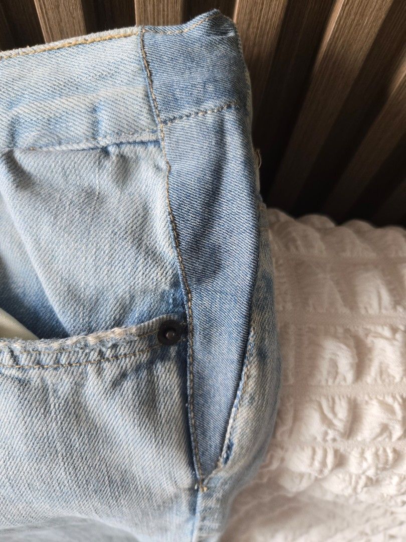 Zara Denim Jeans (Category: Jeans) located in Manila. Submitted by luxtimeless (Listing ID 1464377517, Image 3). Description: altered, waist is now 34in.