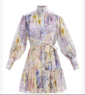 (Category: ) located in . Submitted by saksthriftavenuebyluckymaria8 (Listing ID 1464523957, Image 1). Description: .