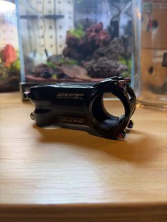 (Category: ) located in . Submitted by hellohigoodbyebye (Listing ID 1464485043, Image 1). Description: .