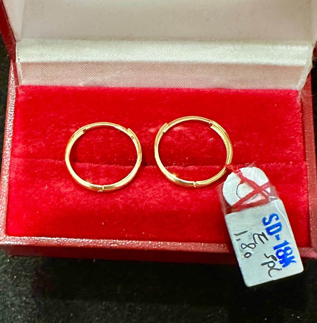 18k Saudi gold loop Earrings (Category: Earrings) located in Manila. Submitted by bhelgoldseller2ndaccount (Listing ID 1464592139, Image 2). Description: New!!✨New!!✨New!! Authentic 18k Saudi Golds 💯pawnable/naisasanla 💯with high appraisal rate 💯good investment 💯Direct supplier price 👉OPEN for resellers 🌺please take time to evaluate their actual sizes and grams 👉Best panggift for all occasions ✅ Sold per grams not per piece Kya lowest pric