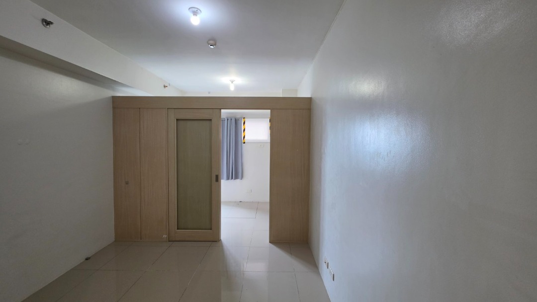 (Category: ) located in . Submitted by jeps-sells (Listing ID 1464698629, Image 1). Description: .
