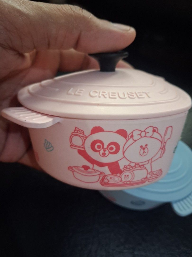 2 pcs Le Creuset Plastic Collectible Display (Category: Everything Else Others) located in Mandaluyong City. Submitted by daddyjpanlilio24 (Listing ID 1464604600, Image 2). Description: P 250 Fix Price+sf No issue Mandaluyong Shipping/payment: Gcash/maya Jnt payment 1st no cod Lalamove payment upon rider pick up.