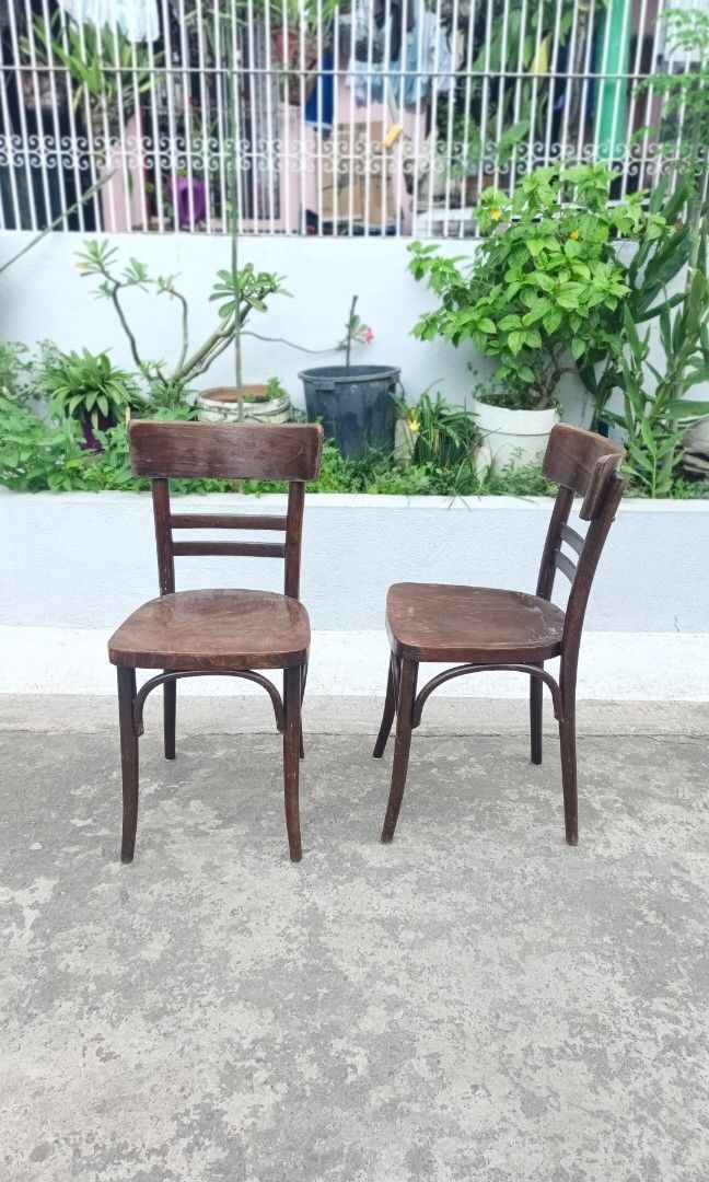 2pcs bistro chair (Category: Chairs) located in Santa Rosa. Submitted by tonyhawk0592 (Listing ID 1464635702, Image 1). Description: .