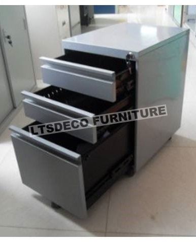 3-DRAWER STEEL FILING CABINET (Category: Shelves, Cabinets & Racks) located in Quezon City. Submitted by meril.ltsdeco09 (Listing ID 1464593143, Image 3). Description: 📌Please note: Prices shown are for reference only 📌STARTING PRICE: ₱4,000 Actual price may vary depending on size, material, quantity, and specifications. LTSDECO Home and Office Furniture Trading MANUFACTURER • FABRICATOR • SUPPLIER 📲 V i b e r : +63 923 841 8065 HIGHER PRICE, 