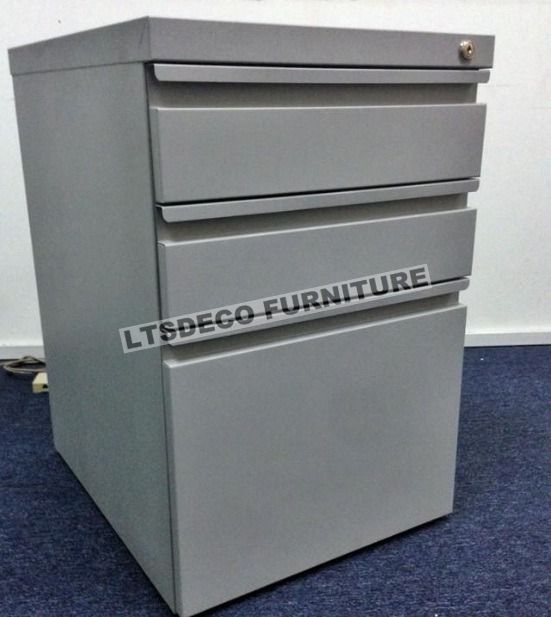 3-DRAWER STEEL FILING CABINET (Category: Shelves, Cabinets & Racks) located in Quezon City. Submitted by meril.ltsdeco09 (Listing ID 1464593143, Image 2). Description: 📌Please note: Prices shown are for reference only 📌STARTING PRICE: ₱4,000 Actual price may vary depending on size, material, quantity, and specifications. LTSDECO Home and Office Furniture Trading MANUFACTURER • FABRICATOR • SUPPLIER 📲 V i b e r : +63 923 841 8065 HIGHER PRICE, 