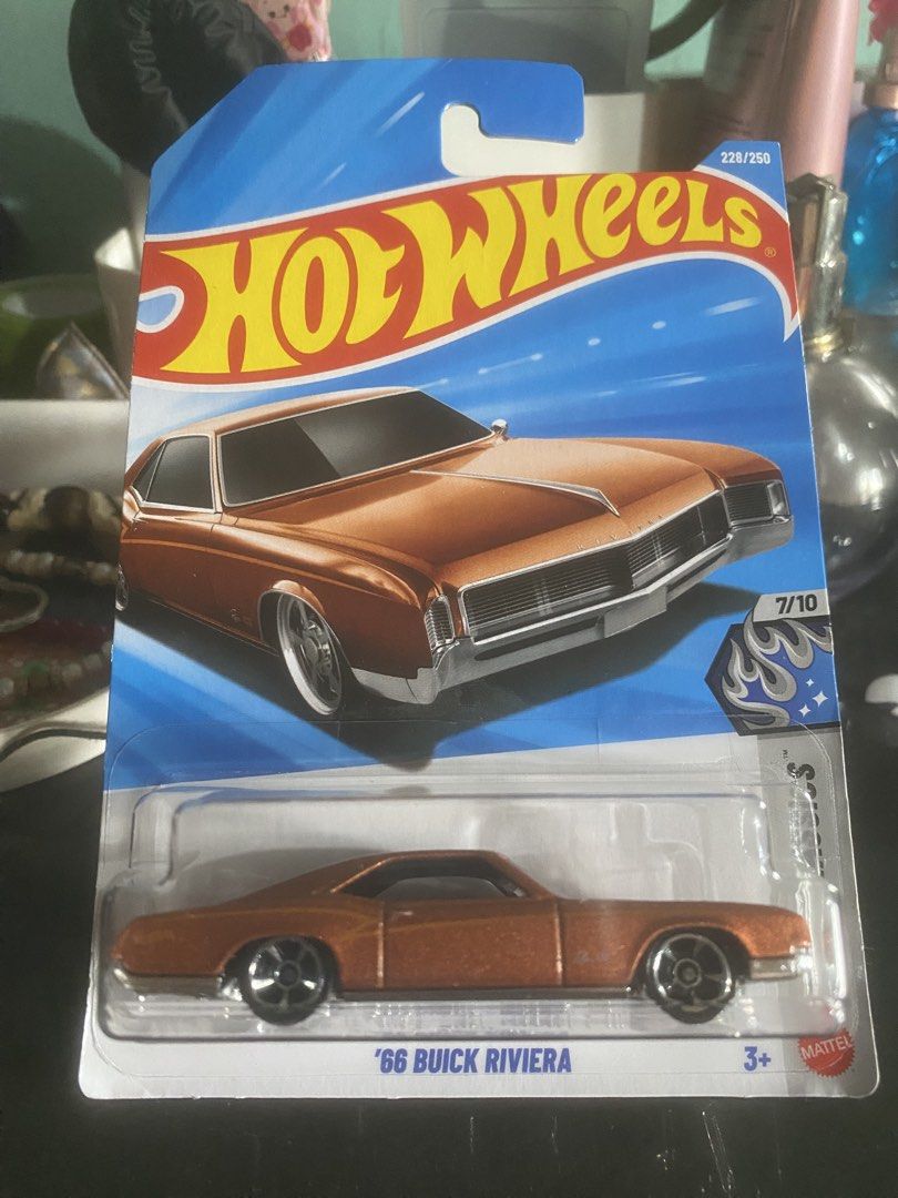 '66 Buick Riviera Hot Wheels (Category: Vehicle & Diecast Models) located in Baguio. Submitted by swishbaker (Listing ID 1464587189, Image 1). Description: Feel free to message me for any inquiries.
