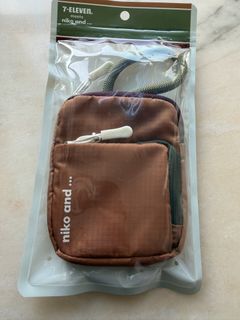 （分類：）位於 。 由 sssstupids 提交（商品編號 1464765463，圖片 1）。簡介： 。
