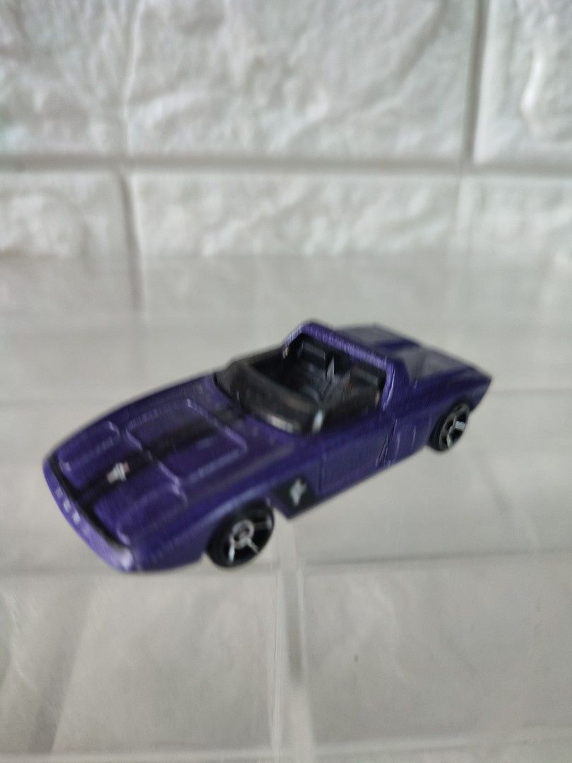 82 ford mustang concept (Category: Vehicle & Diecast Models) located in Narvacan. Submitted by jigger85 (Listing ID 1464579358, Image 2). Description: mint condition loc. ilocos sur can ship thru JNT or LBC.