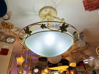 （分類：）位於 。 由 khlighting 提交（商品編號 1464731362，圖片 1）。簡介： 。