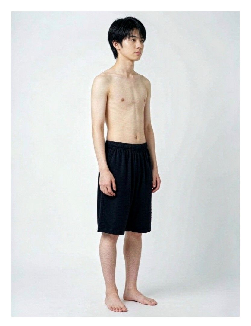 全新 日本 絕版 Champion青少年及兒童短褲（CK-BSW03-310）有排汗工能 160碼 （分類：運動褲）位於 Hong Kong。 由 bigbigbigforest 提交（商品編號 1464755609，圖片 2）。簡介： 全新 日本 絕版 Champion青少年及兒童短褲（CK-BSW03-310）有排汗工能 160碼 尺寸： 160碼 *請注意，成品尺寸可能因面料不同而略有差異。產品。 ■材質： 輕質聚酯網眼 褲 100%滌綸 ■產地：中國 ■功能：吸汗速乾。