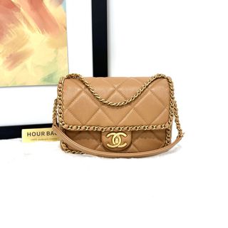 (Category: ) located in . Submitted by hourbags (Listing ID 1464646054, Image 1). Description: .