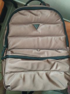 （分類：）位於 。 由 smallpig23 提交（商品編號 1464635769，圖片 1）。簡介： 。