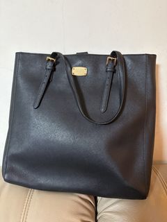 （分類：）位於 。 由 lovintageer 提交（商品編號 1464707477，圖片 1）。簡介： 。