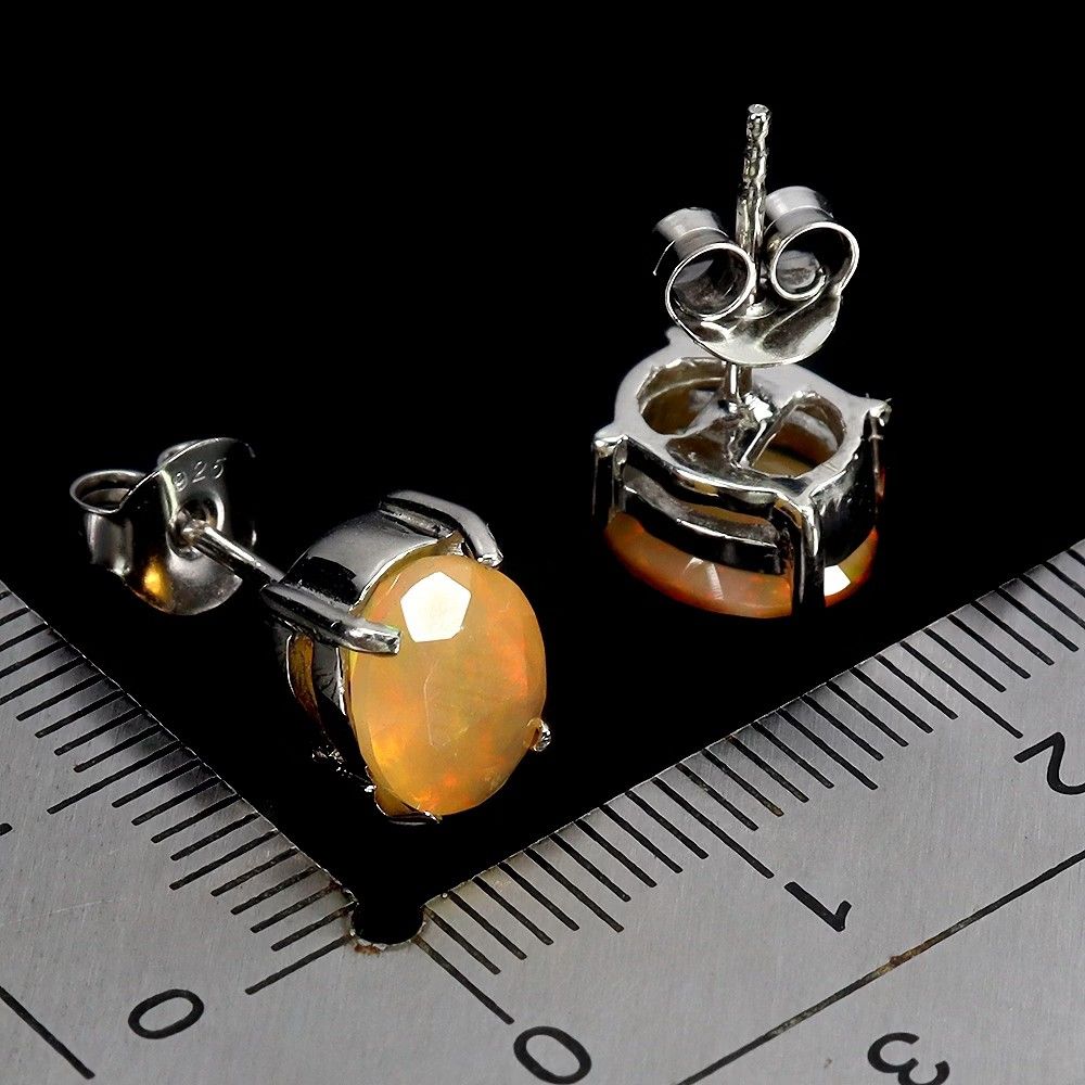 💯 Natural ETHIOPIAN OPAL earrings (Category: Precious Stones) located in Kawit. Submitted by authentic_gemstones_byalton (Listing ID 1464760359, Image 2). Description: AVAILABLE ❗ 💯 Natural ETHIOPIAN OPAL earrings -Stud type -Set in 925 silver (w/ markings) -9.0x7.0 (mm) Opal dimension -Unheated -100% brand new item PRICE: only 4,500 php #opal #gemstones.
