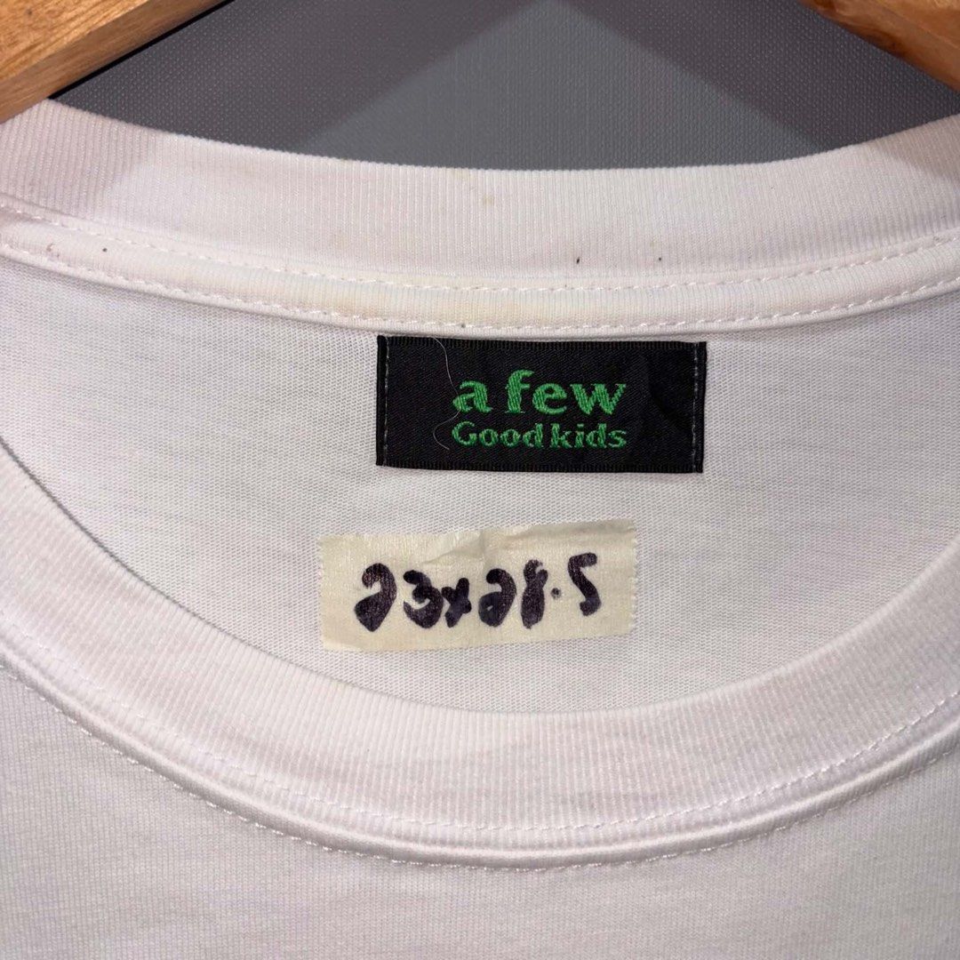 A few Good Kids Ice Cream Tea (Category: Formal Shirts) located in Baguio. Submitted by ivaniboy (Listing ID 1464614768, Image 3). Description: size 24 x 28.5 excellent condition no flaws needs wash only 799 shipped.