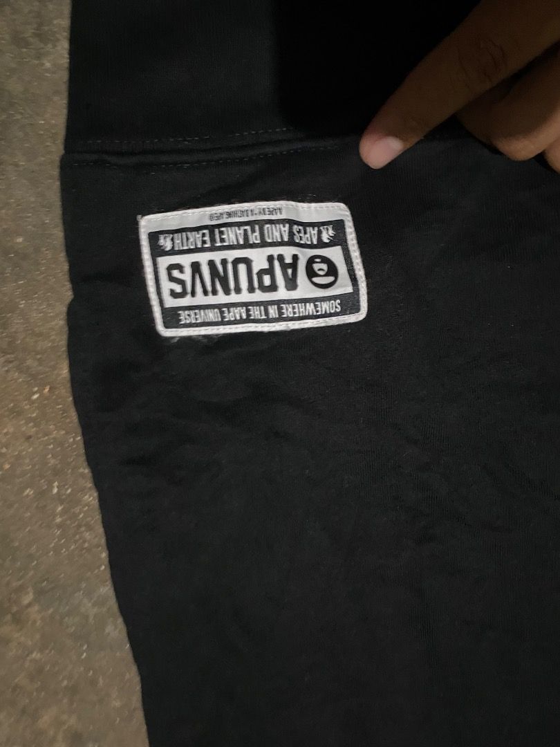 Aape (Category: Activewear) located in Caloocan City. Submitted by buy-na-bai (Listing ID 1464719015, Image 3). Description: good condition no issue.