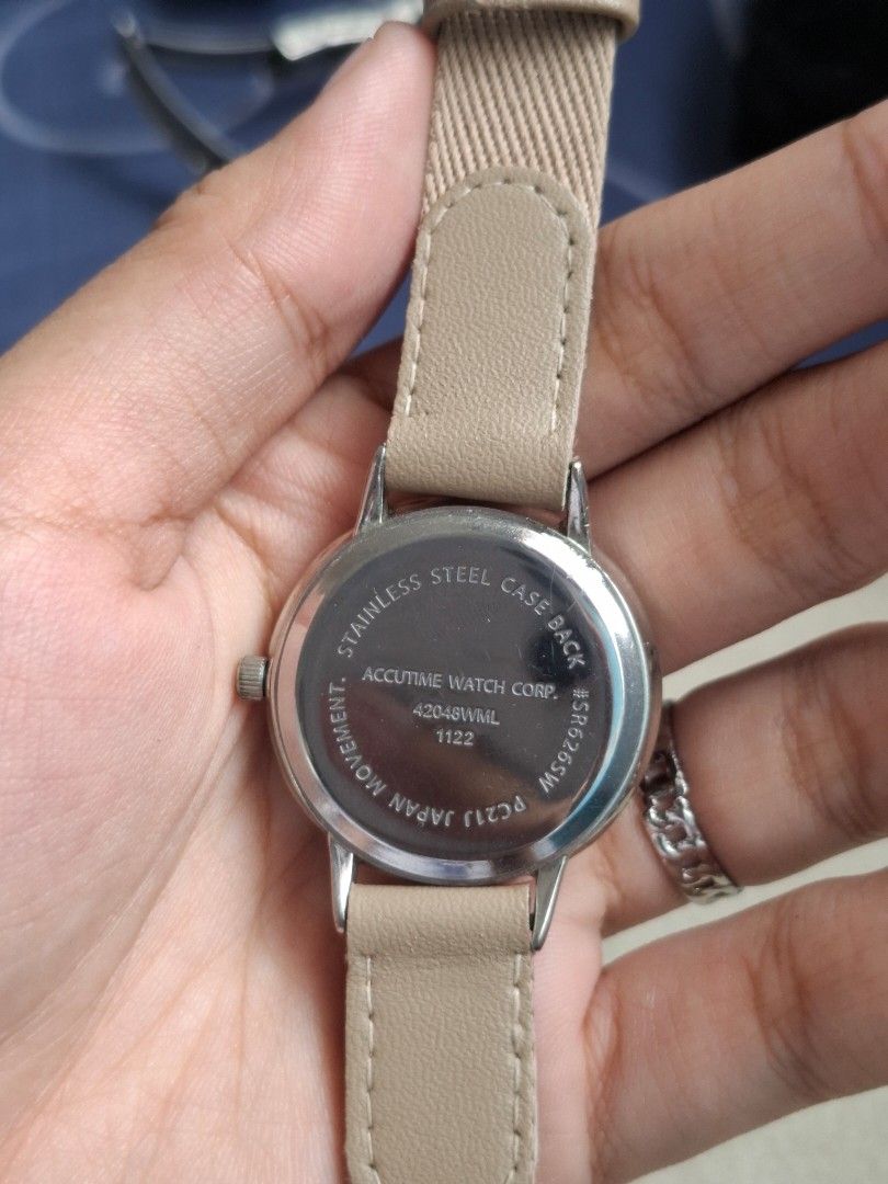Accutime Watch (Category: Women's Watches) located in Abucay. Submitted by icia_marie18 (Listing ID 1464577129, Image 2). Description: Accutime Watch issue: scratches face, changed straps price nego japan movement.