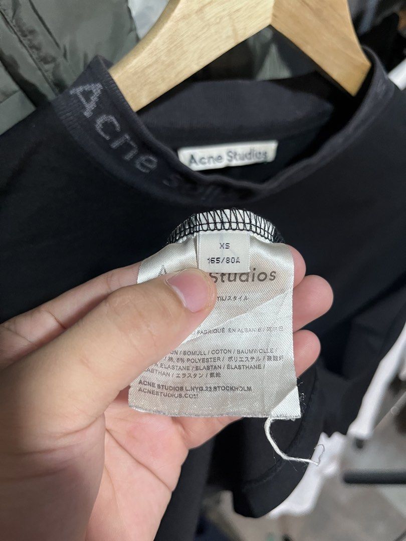 Acne Studios Navid S/S T-Shirt (22x26) (Category: Formal Shirts) located in Tarlac. Submitted by thriftnijude (Listing ID 1464640936, Image 3). Description: .
