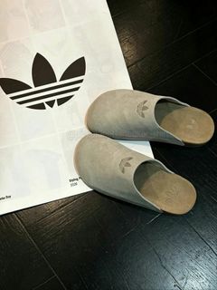 (Category: ) located in . Submitted by pickplanet_sneaker_shirt (Listing ID 1464660339, Image 1). Description: .