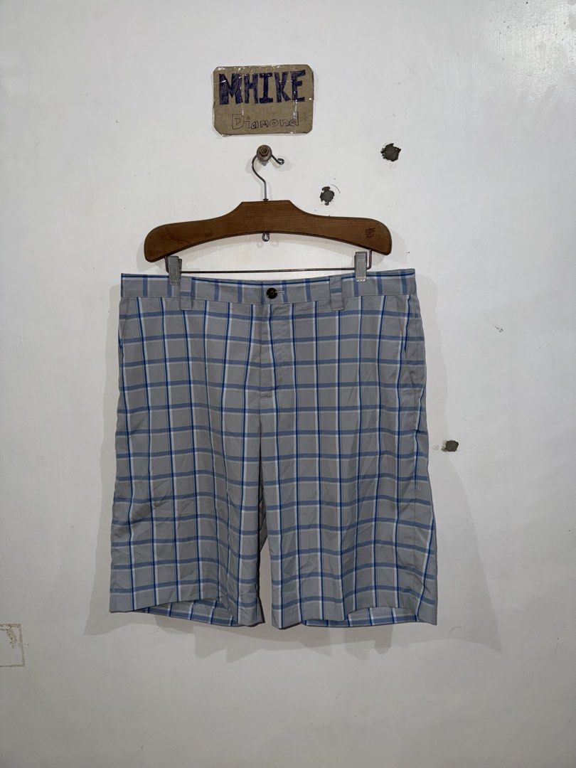 Adidas golf short (Category: Shorts) located in Cabuyao City. Submitted by mhikethrifters (Listing ID 1464618406, Image 1). Description: Adidas golf short Size 36 22 length Good as new condition 10/10 color rate No issue Authentic 580+ship only Dm.