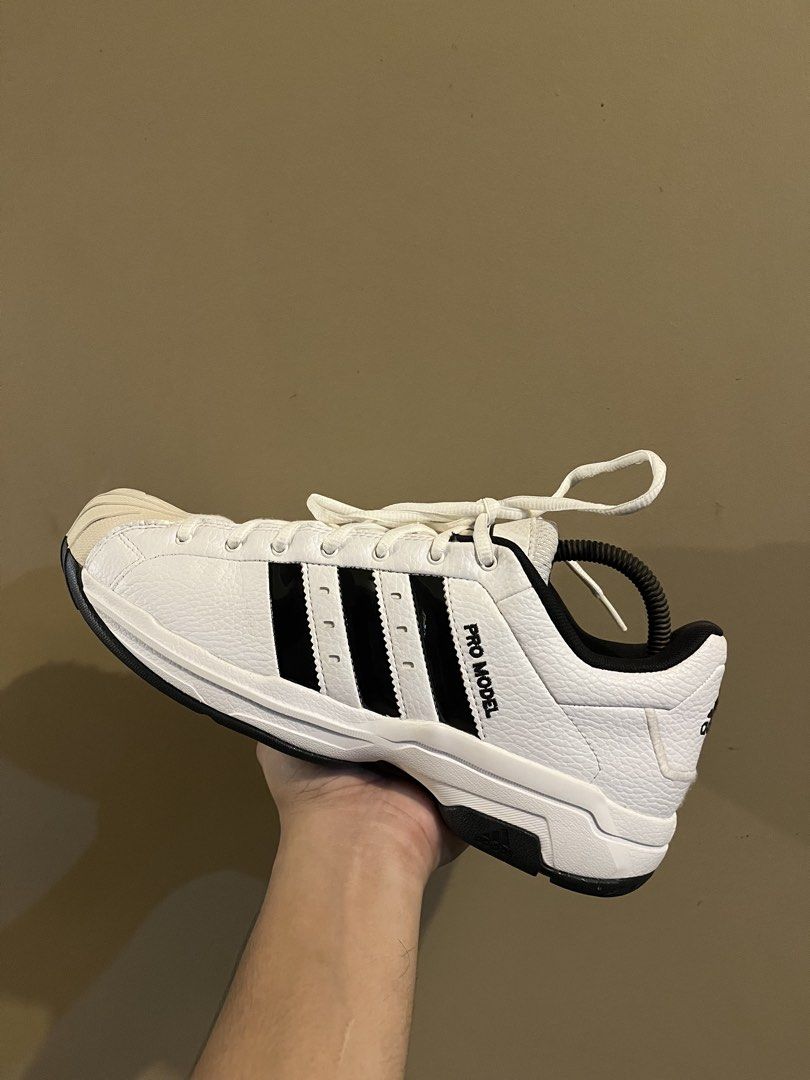 ADIDAS PRO MODEL (Category: Sneakers) located in Butuan. Submitted by rnthrifter_finds (Listing ID 1464584093, Image 2). Description: Size on Tag : US 8/ EU 42/ CM 26.4 Condition:9.9/10- Zero sole separation , Pristine condition Perfect for : sport shoes ( pickleball,badminton,tennis) Source: Thrifted Selected Pairs MOP: Gcash MOD: J&T courier only.