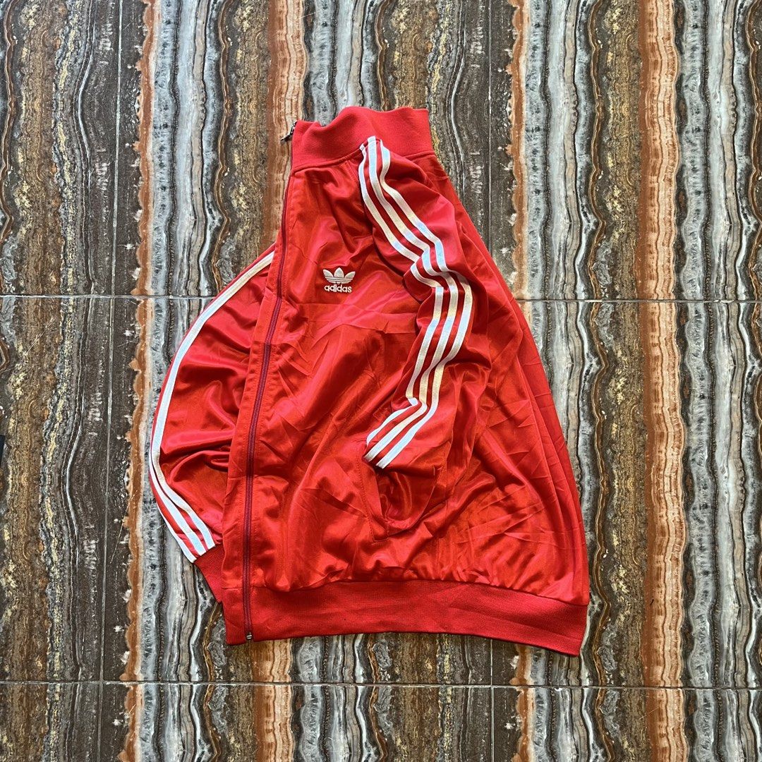 Adidas Red Track Jacket with White Stripes (Category: Coats, Jackets and Outerwear) located in Tukuran. Submitted by ms-oshoppe (Listing ID 1464645611, Image 2). Description: 𝗕𝗥𝗔𝗡𝗗: ADIDAS TRACT JACKET 📍𝗖𝗢𝗟𝗢𝗥 𝗥𝗔𝗧𝗘: 9.8/10 📍𝗜𝗦𝗦𝗨𝗘: None 🏷️ (𝗠) 𝗠𝗜𝗡𝗘 – ₱ 1100 🏷️ (𝗦) 𝗦𝗧𝗘𝗔𝗟 – ₱1300 🏷️ (𝗚) 𝗚𝗥𝗔𝗕 – ₱1500 ______________________ CLAIM- 2500 (𝗔𝘂𝘁𝗼𝗺𝗮𝘁𝗶𝗰 𝘆𝗼𝘂𝗿𝘀!🤑) 🚚 𝘾𝙤𝙪𝙧𝙞𝙚𝙧: J&T Express (No COD) 💵 