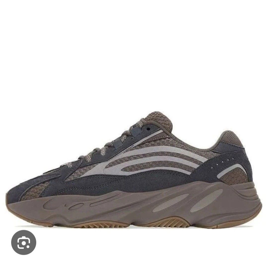 Adidas Yeezy Boost 700 V2 'Mauve' (Category: Sneakers) located in Manila. Submitted by shio_gray (Listing ID 1464645604, Image 1). Description: sz US 12.5 UK 12.