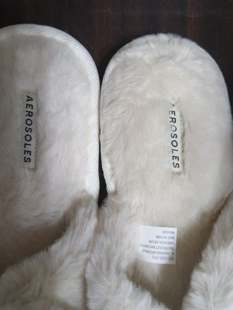 Aerosoles (Category: Slippers and slides) located in Malolos. Submitted by urban_thrift_09 (Listing ID 1464643473, Image 3). Description: Aerosoles Ivory Braided Slide Memory Foam Slippers feature ultra-soft, plush faux fur crisscross straps Size: XL (91/2- 10 1/2).