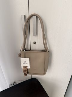 (Kategori: ) berada di . Dikirim oleh store_mukhlis.6590 (ID iklan 1464719230, Gambar 1). Deskripsi: .