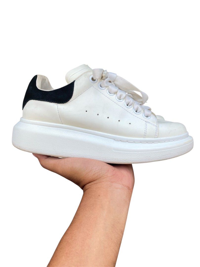 Alexander McQueen woms sneaker (Category: Sneakers & Footwear) located in Zamboanga. Submitted by natnattawa41152 (Listing ID 1464584668, Image 2). Description: PTPA WTS.