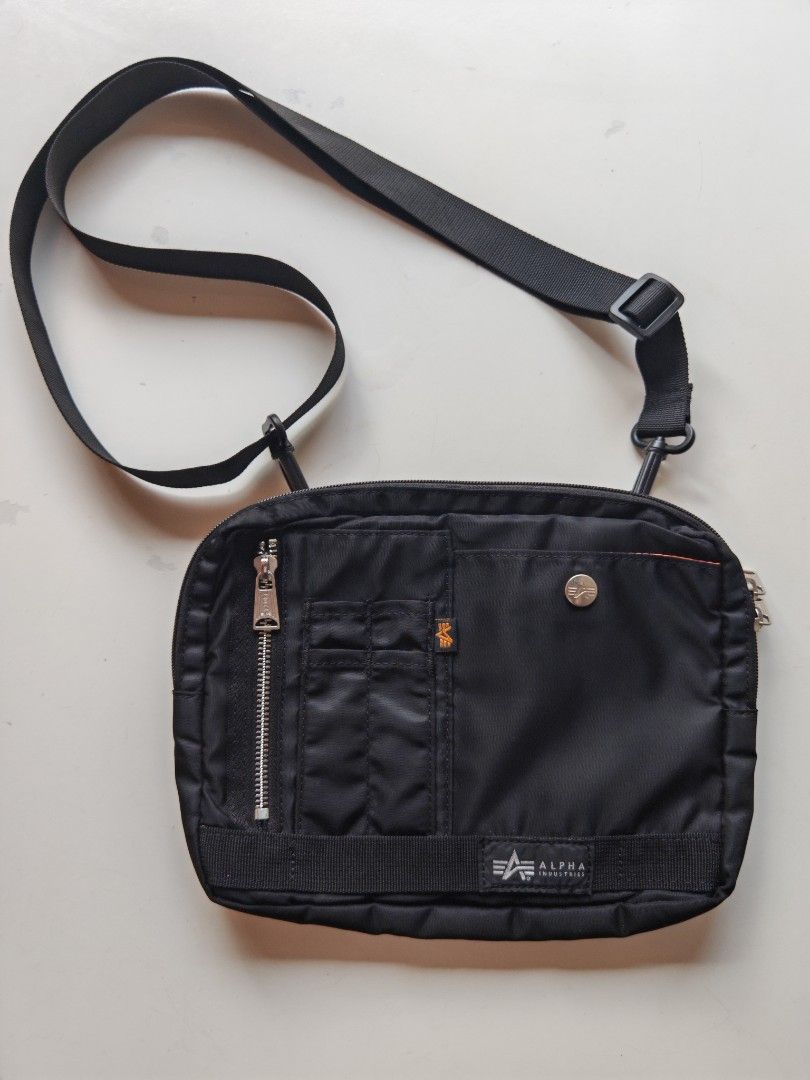 Alpha Industries Black Sling Bag (Category: Sling Bags) located in Cavite. Submitted by zekesfinds (Listing ID 1464611582, Image 1). Description: .