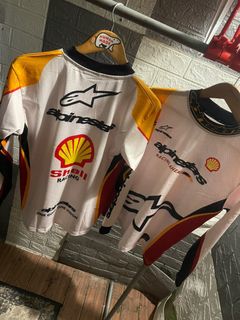 (Category: ) located in . Submitted by pemburu.baju.lama (Listing ID 1464727184, Image 1). Description: .