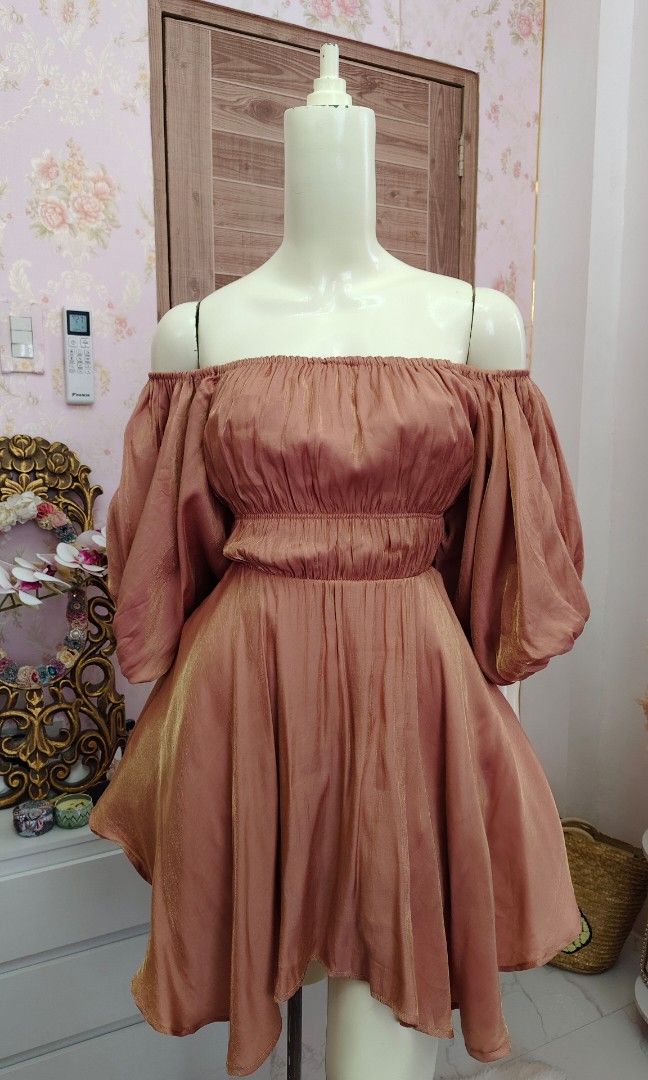 Altar'd State Puff Mini Dress (Category: Dresses) located in Pagudpud. Submitted by altheacee063978 (Listing ID 1464600930, Image 2). Description: xs-L(stretchy).