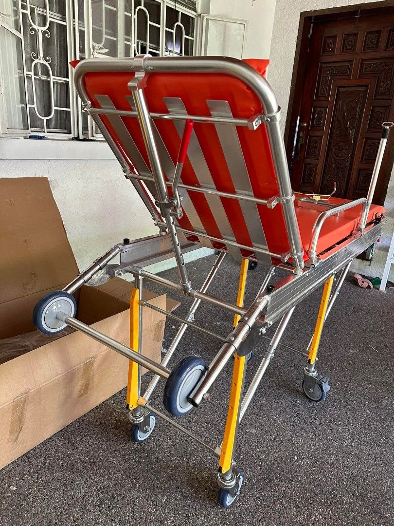 Ambulance stretcher (Category: Medical Supplies & Tools) located in Quezon City. Submitted by judaimedonlineshop23 (Listing ID 1464712578, Image 2). Description: AMBULANCE STRETCHER HEAVY DUTY HIGH QUALITY COD GCASH BANK.