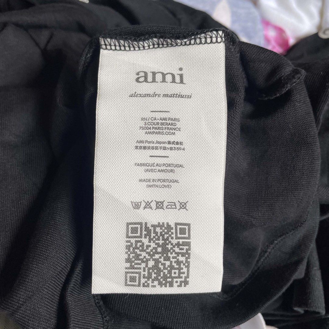 AMI ❣️ (Category: Luxury Apparel) located in Ilog. Submitted by tahimikgumalaw1of1 (Listing ID 1464610438, Image 3). Description: AMI ❣️ - Authenticity Guaranteed Large Oversize Like new No flaws Direct Message me 📩.
