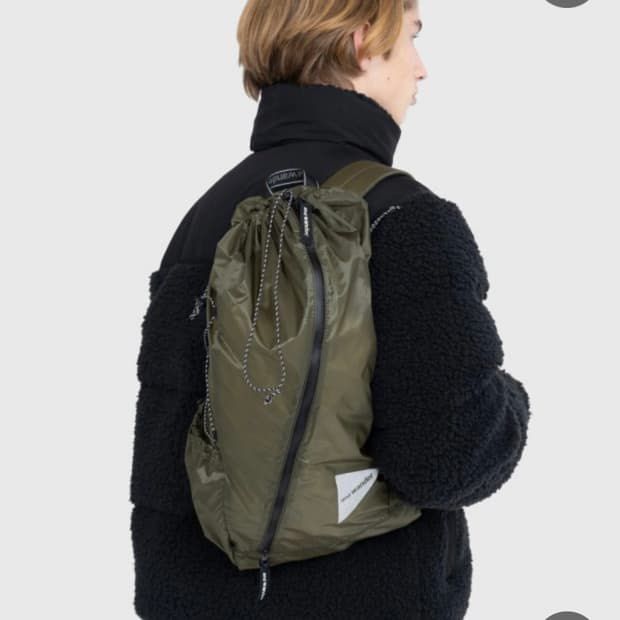 And Wander Lightweight Sil Daypack Green (Category: Luxury Bags & Wallets) located in Imus. Submitted by rckrmns (Listing ID 1464737999, Image 1). Description: And Wander Lightweight Sil Daypack Green Ideal for running, trekking, biking, and hiking Size: 18L Good as new no issues .