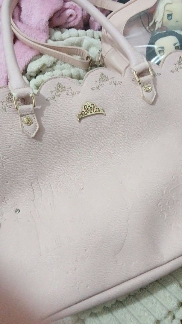 Ank Rouge, axesfemme take all (Category: Shoulder Bags) located in Cavite. Submitted by alleycat15 (Listing ID 1464707253, Image 1). Description: take all Jirai Kei bag Tweed axesfemme Disney bag.