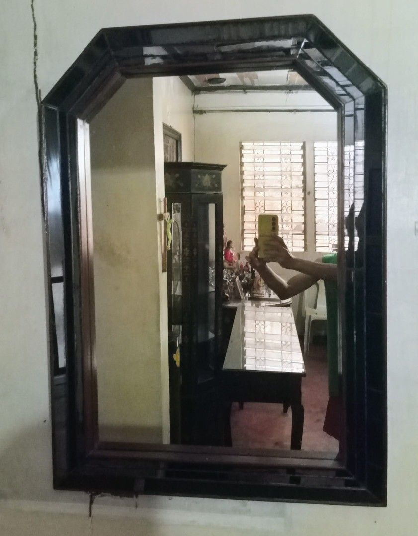 Antique Vintage Narra Octagonal Framed Mirror (Category: Mirrors) located in Quezon City. Submitted by blacked.market (Listing ID 1464587287, Image 1). Description: Dimentions: Length - 90 Meters Width - 65 Meters Notes: - Damaged back plywood. - Some visible scratches on Mirror. - Still presentable. Location: Fairview Q.C. Mode of Payment: Cash/Gcash Pickup Delivery: Should be arranged by the Buyer (Payment first before pickup of item). Thanks f