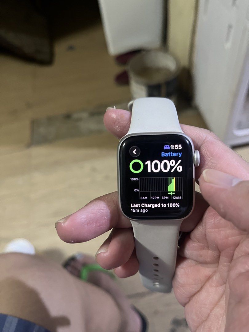 Apple Watch SE 2 (Category: Wearables & Smart Watches) located in San Jose. Submitted by happystar_85398e (Listing ID 1464666426, Image 3). Description: Hello! I'm selling my Apple Watch SE 2 GPS 40mm Starlight. Only used for a few times. Comes with the original strap and charger. Still at 100% Battery Health. No scratches nor dents ^^ .