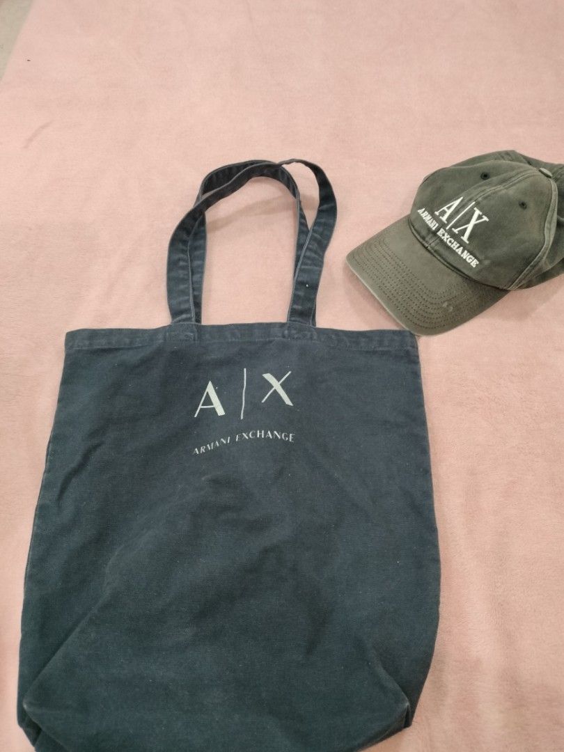 Armani exchange (Category: Tote Bags) located in Quezon City. Submitted by dex.colletions (Listing ID 1464604901, Image 2). Description: armani exchange authentic pm.