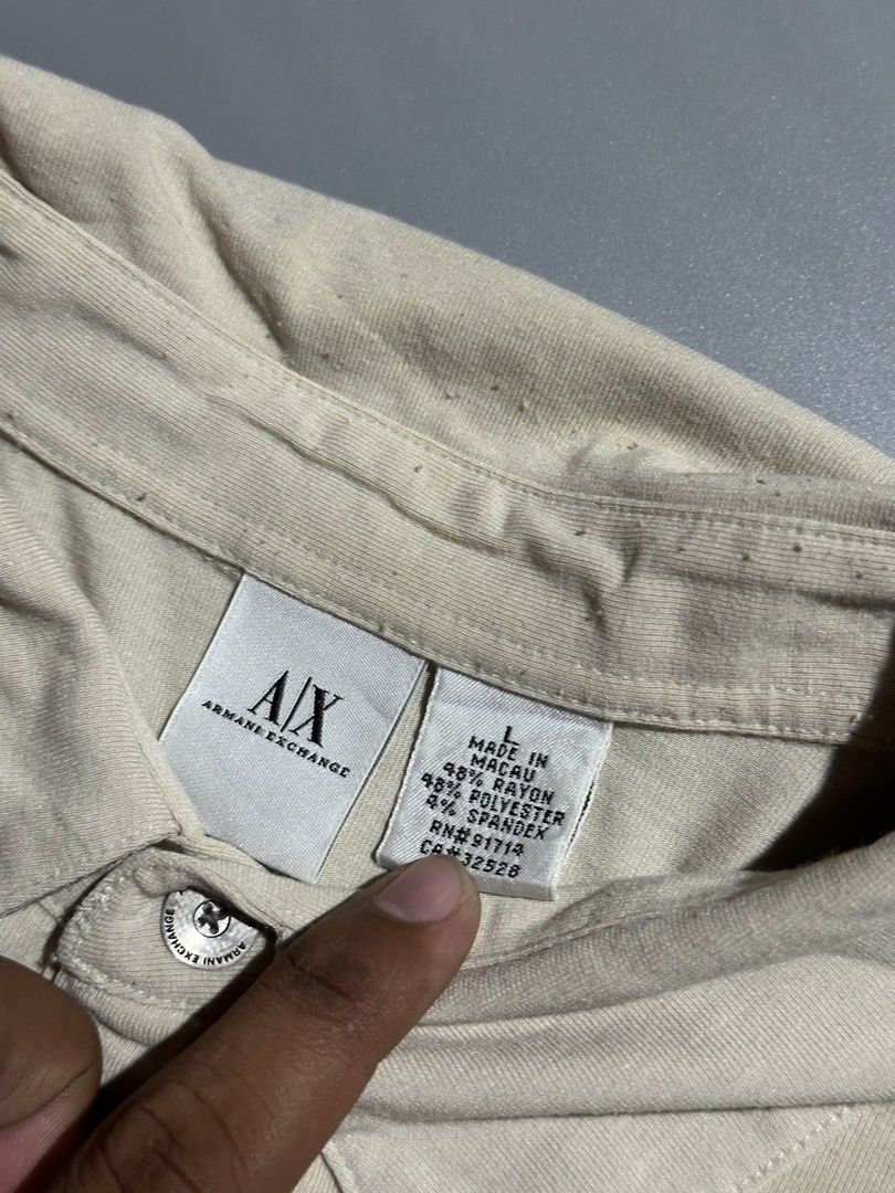 ARMANI EXCHANGE POLO (Category: Activewear) located in Makati City. Submitted by js.street.finds (Listing ID 1464683162, Image 3). Description: Dimes 21/29.
